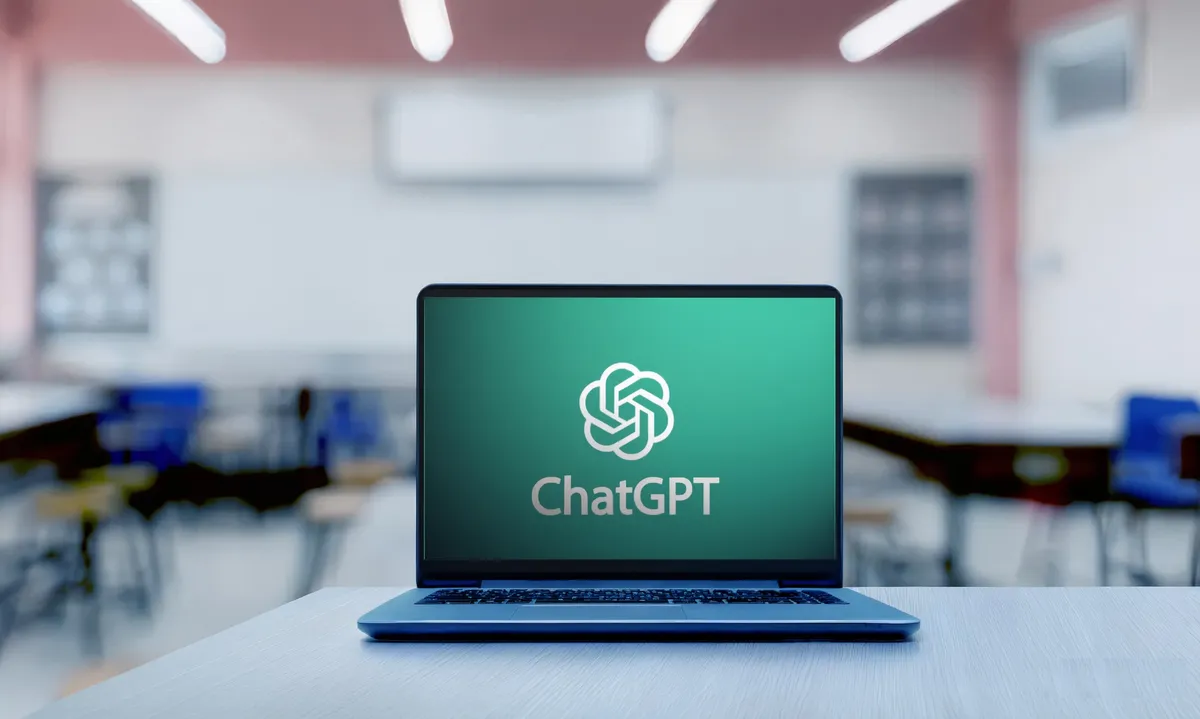 ChatGPT në stres për ditën e parë të shkollës