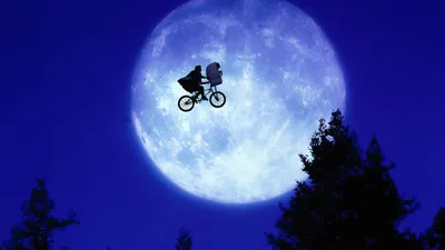 Shkenca zbulon arsyeja e ekzistencës së hënës që regjisorët të xhirojnë skena magjepsëse natën