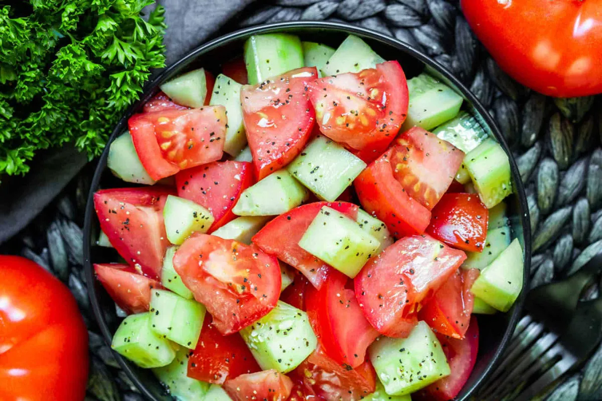 Paria e vendit nuk i pranon trangullin dhe domaten si simbole luksi